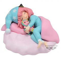 Anya Forger durmiendo en pijama sobre una almohada en forma de nube muy cómoda